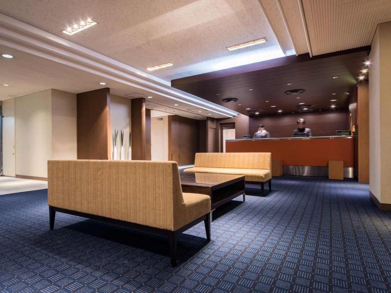 フロント・ロビー